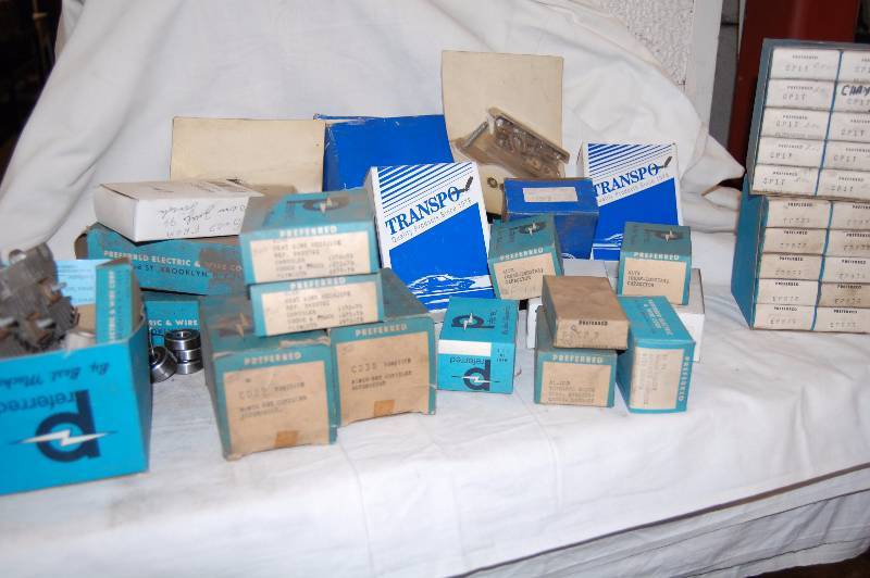 lot 555 image: Misc. Alternator Parts