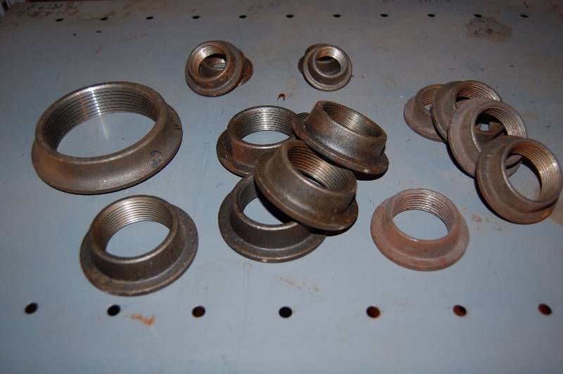lot 846 image: Steel Threaded Tan Flanges