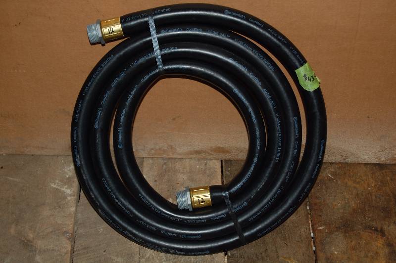 lot 864 image: 12 Long Fuel Hose