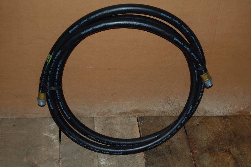 lot 865 image: 12 Long Fuel Hose