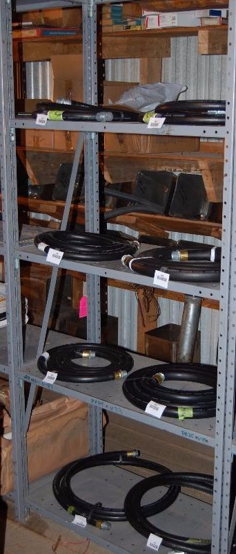 lot 867 image: Metal Shelf