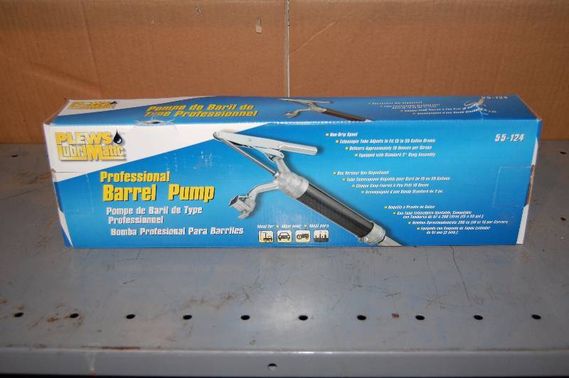 lot 870 image: Professional Barrel Pump