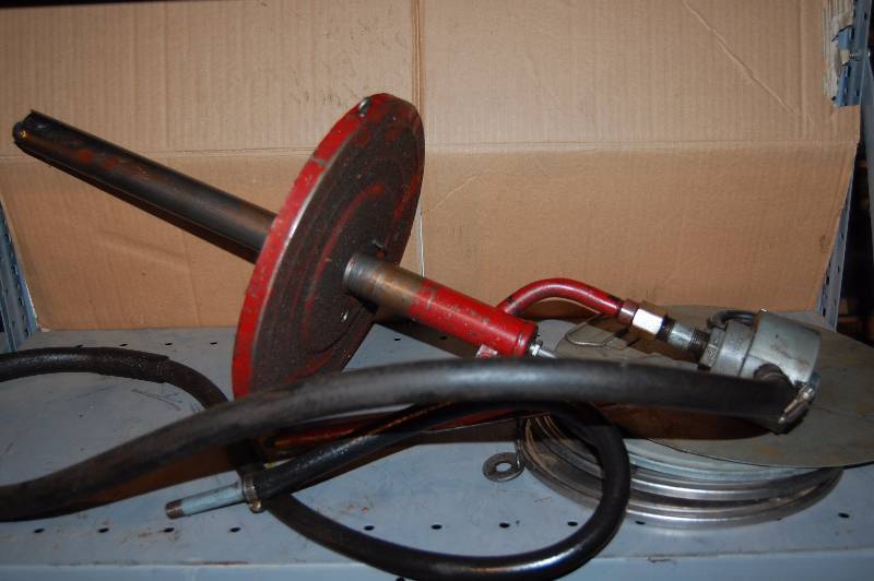 lot 878 image: Bucket Grease Gun