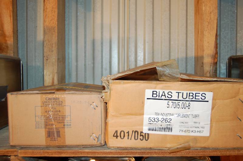lot 891 image: Inner Tubes