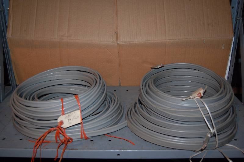 lot 908 image: Electrical Wire