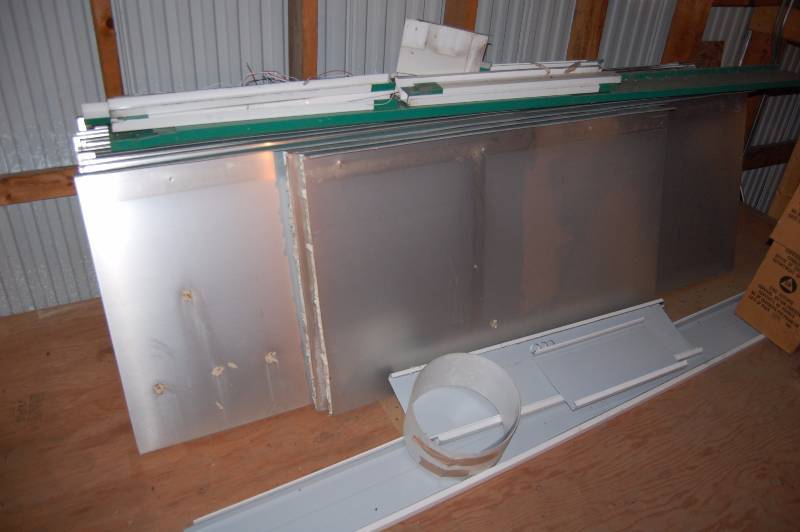 lot 914 image: Gas Station Canopy Surround