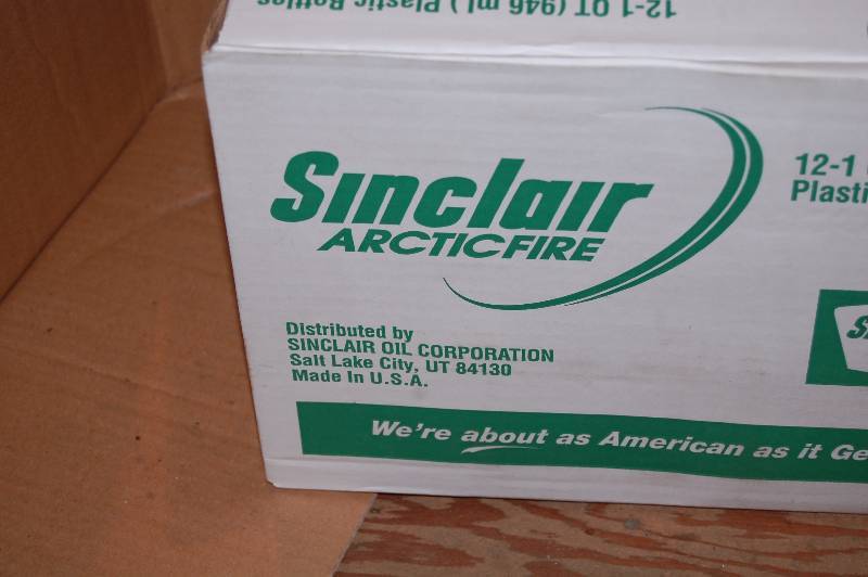 lot 695 image: 2 Cases of SAE-30 Engine Oil