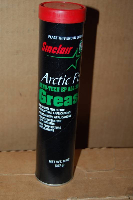 lot 964 image: Four Cases of Dyno-Tech All Season EP Grease