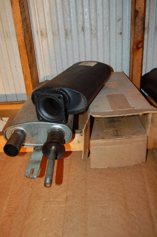 lot 981 image: Implement Exhaust Muffler