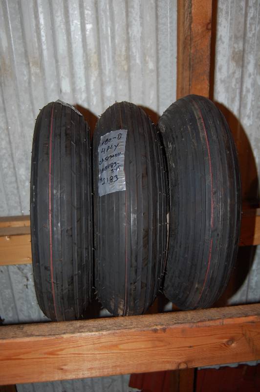 lot 997 image: Wheelbarrel Tires