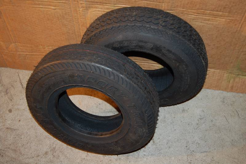 lot 999 image: Small Trailer Tires