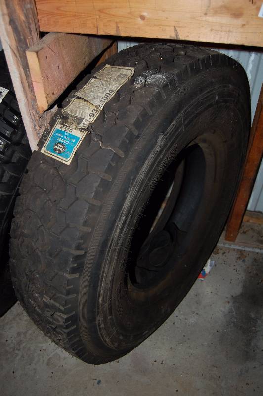 lot 1012 image: Implement Tire