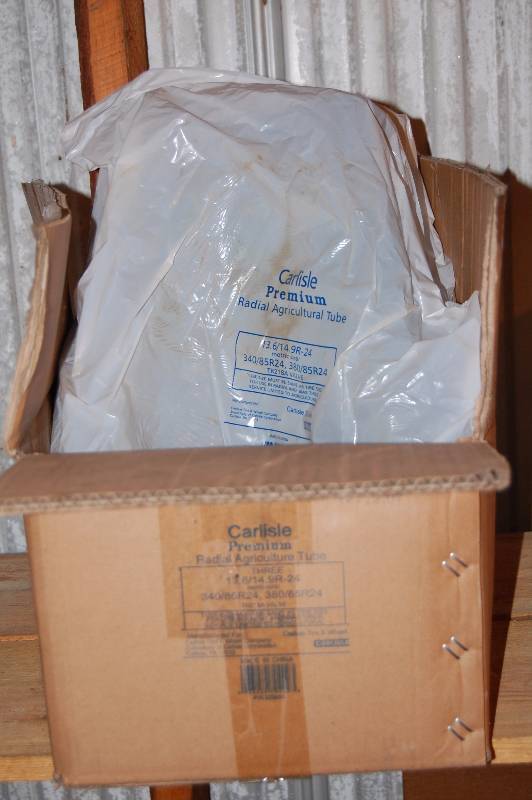 lot 1058 image: Premium Radial Agricultural Tubes