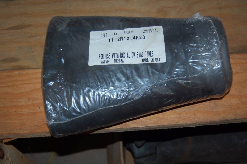 lot 1071 image: Radial or Bias Tire Tube