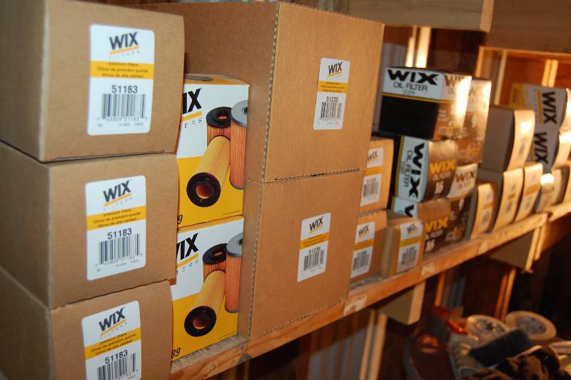 lot 1104 image: Wix Oil and Fuel and Hydraulic Filters