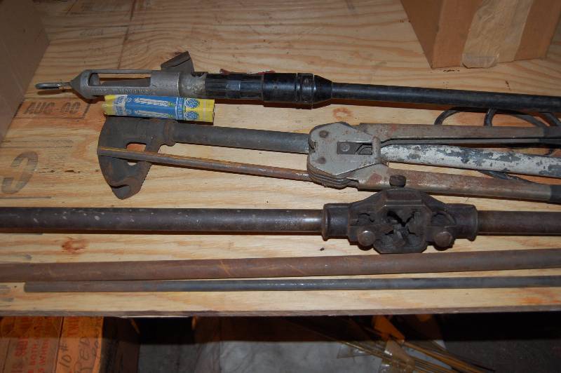 lot 1173 image: Misc Garage Lot
