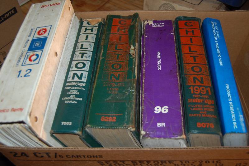 lot 1179 image: Shop Manuals