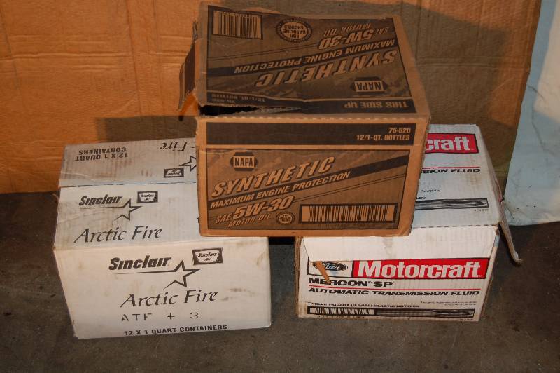 lot 1255 image: Misc Automotive Fluids