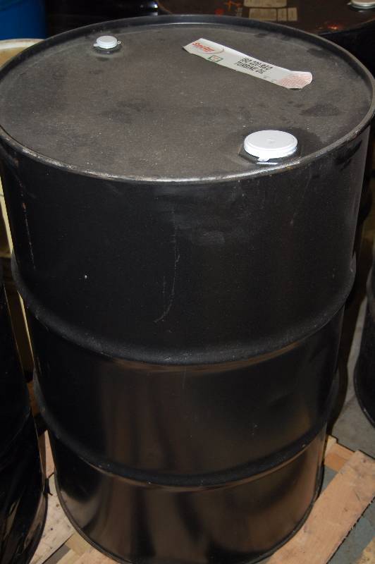 lot 1588 image: 55 Gallon Drum of Premium ISO 220 R&O Turbine Oil