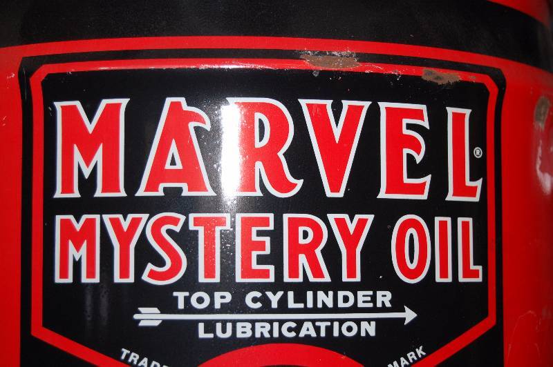 lot 1515 image: Five Gallons Can of Marvel Mystery Oil