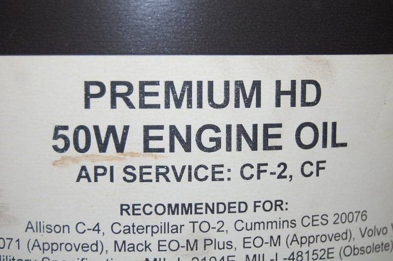 lot 1575 image: Five gallon Bucket of Premium HD 50W Engine Oil