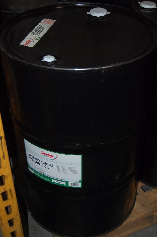 55 Gallon Drum of Antiwear ISO 32 Hydraulic Oil Automotive