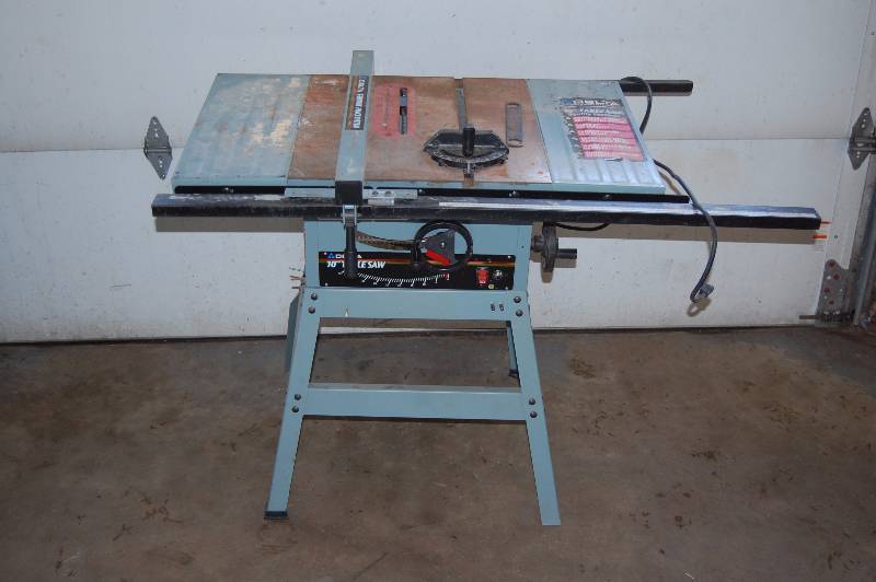 lot 1720 image: Table Saw