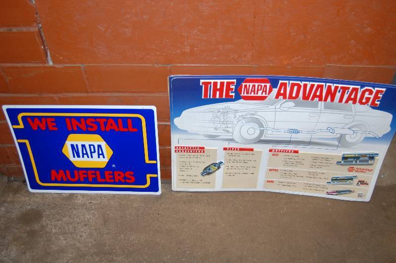 lot 1724 image: Gas StationMechanics Signs