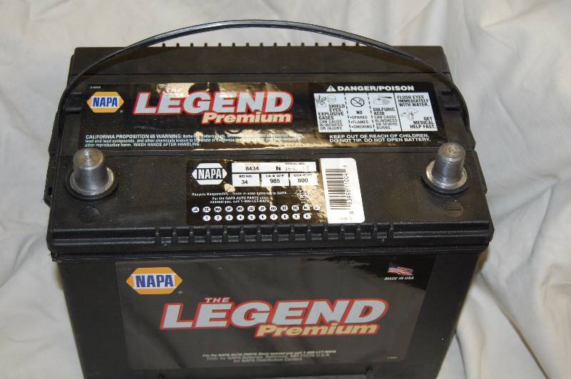 lot 1733 image: New Vehicle Battery