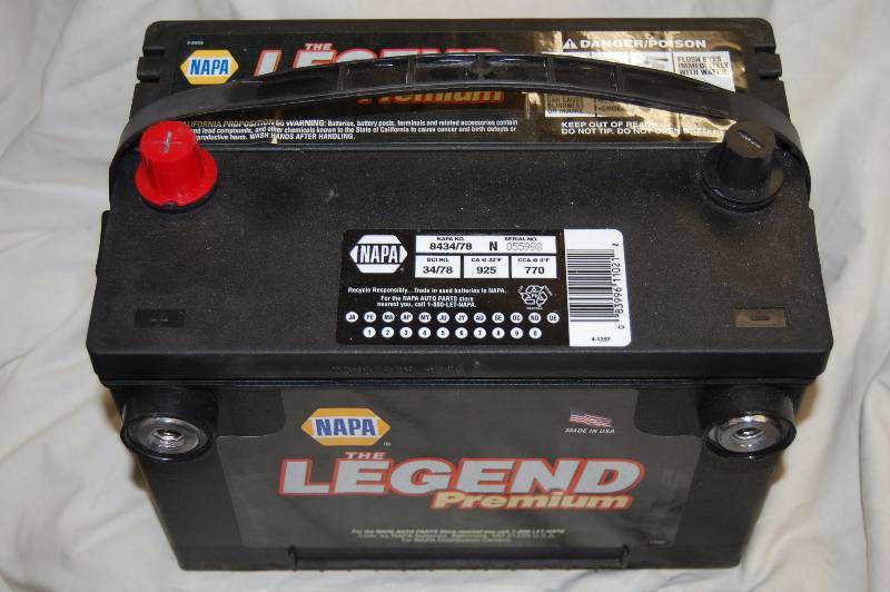 lot 1734 image: New Vehicle Battery