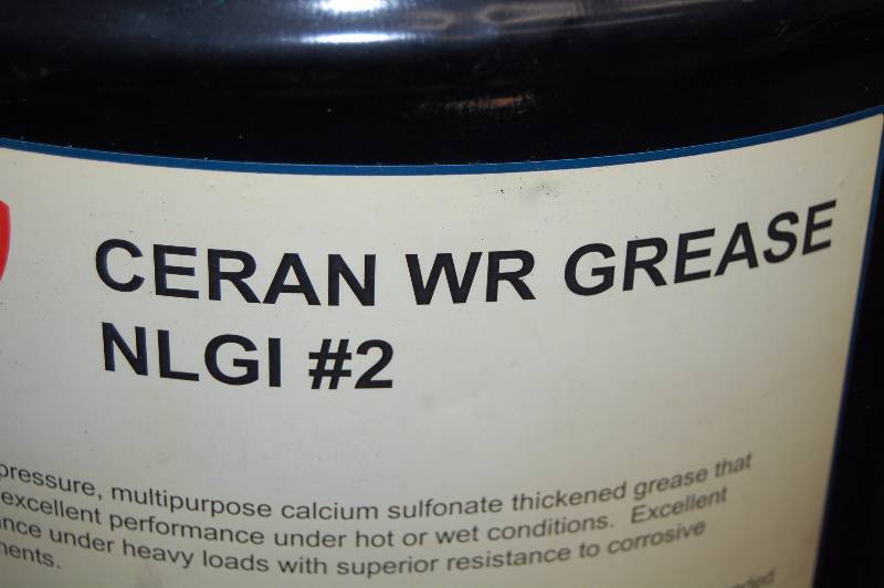 lot 1690 image: 16 Gallon Barrel of Ceran WR Grease NLGI #2