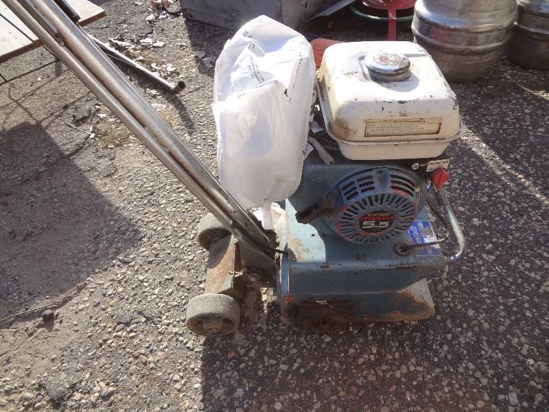lot 35 image: Bartell Grinder