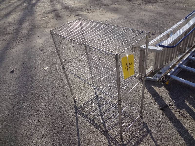 lot 36 image: Small Chrome Rack