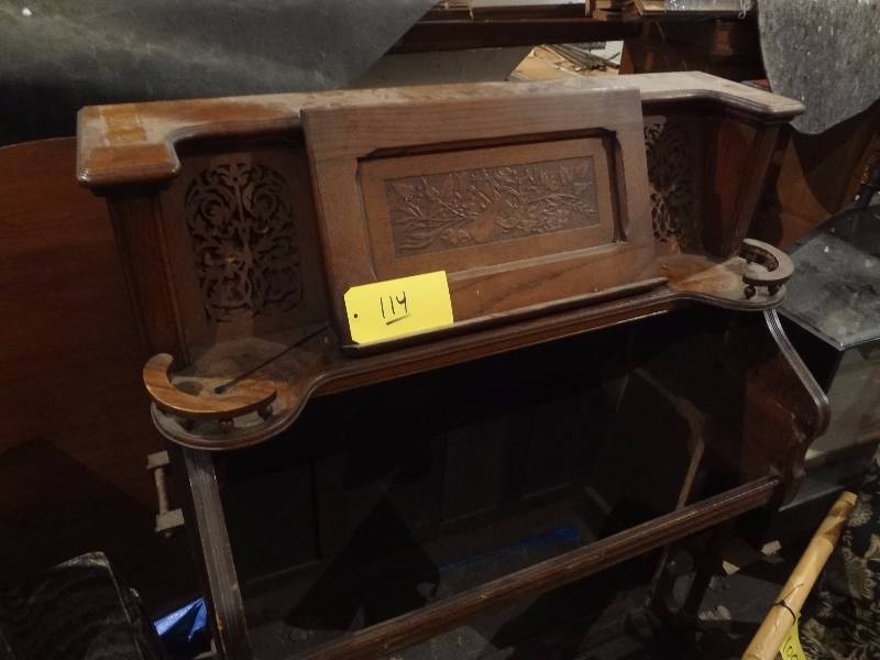 lot 114 image: Old Organ Wood Case