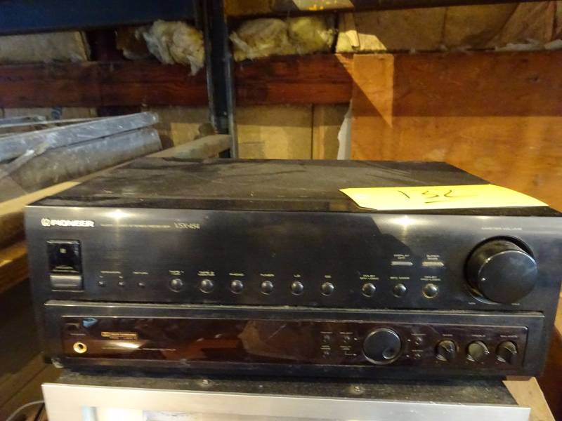 lot 132 image: Pioneer VSX-454