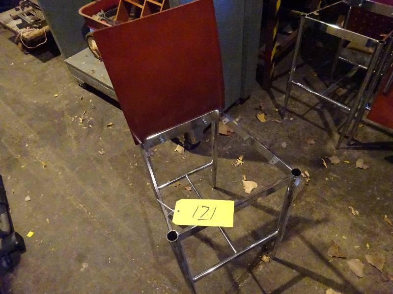 lot 171 image: (4) WoodChrome Chairs
