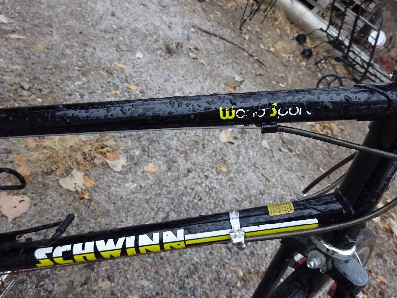 lot 180 image: Schwinn