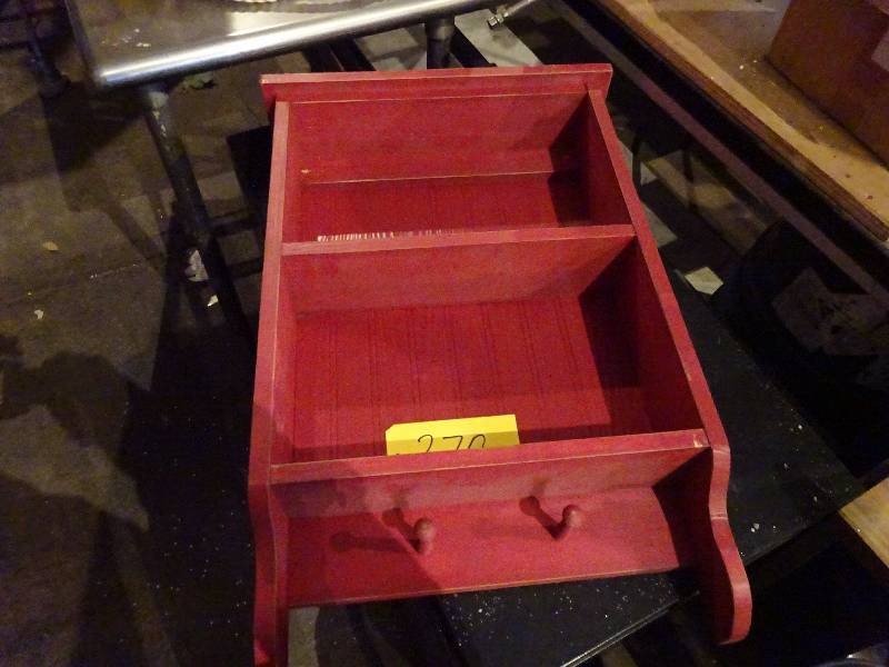 lot 270 image: Red Shelf