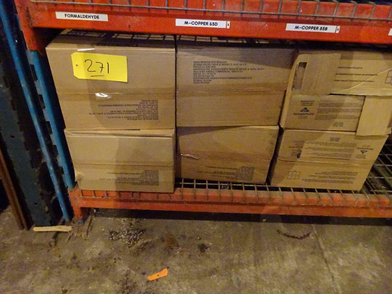 lot 271 image: (10) Manual Towel Dispensers