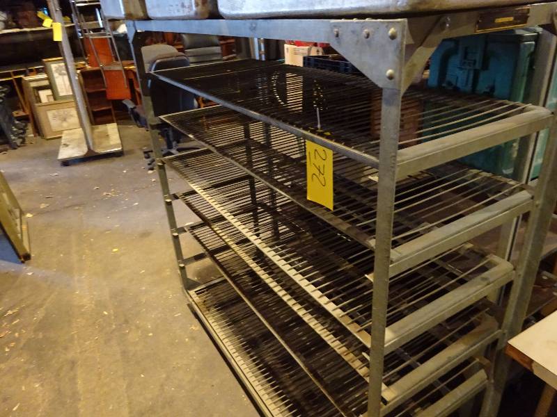 lot 272 image: Bakers Rack