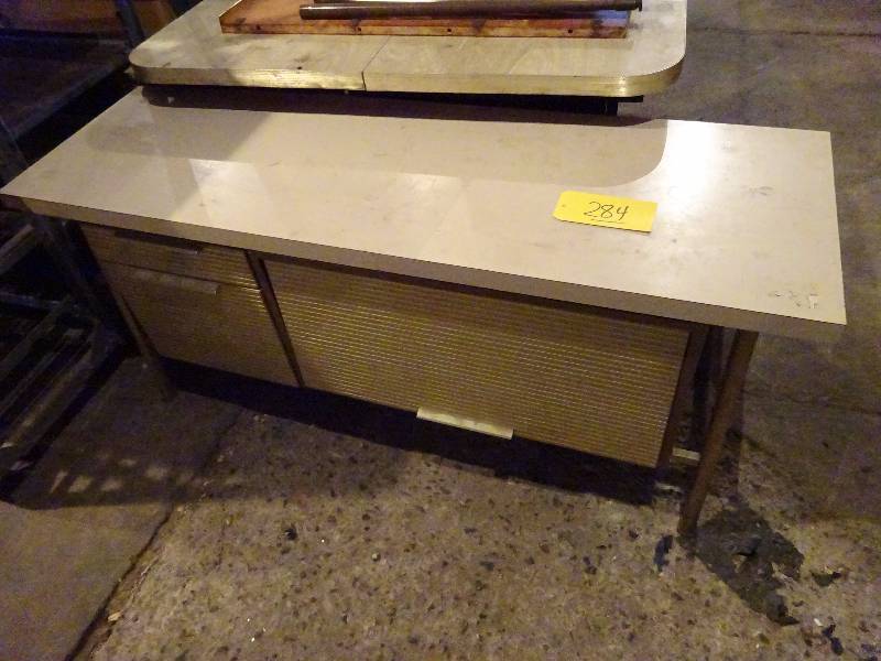 lot 284 image: Low File Credenza