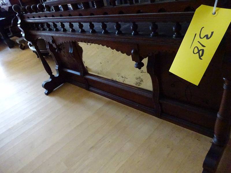 lot 318 image: Wooden Piece, Ornate, wMirror