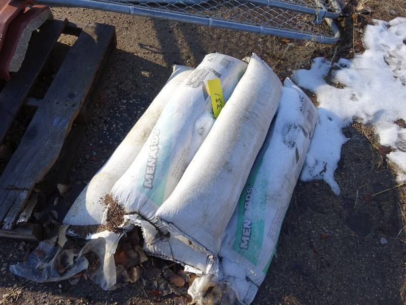 lot 331 image: 17 Sand Bags