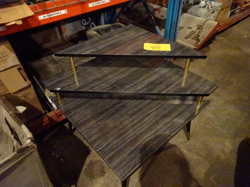 lot 410 image: MidCentury Gray Corner Table