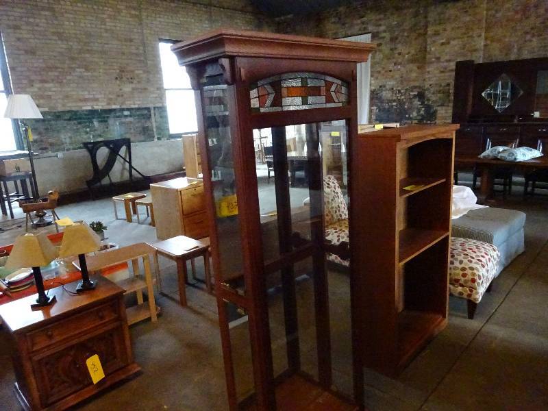 lot 437 image: Glass Display Case