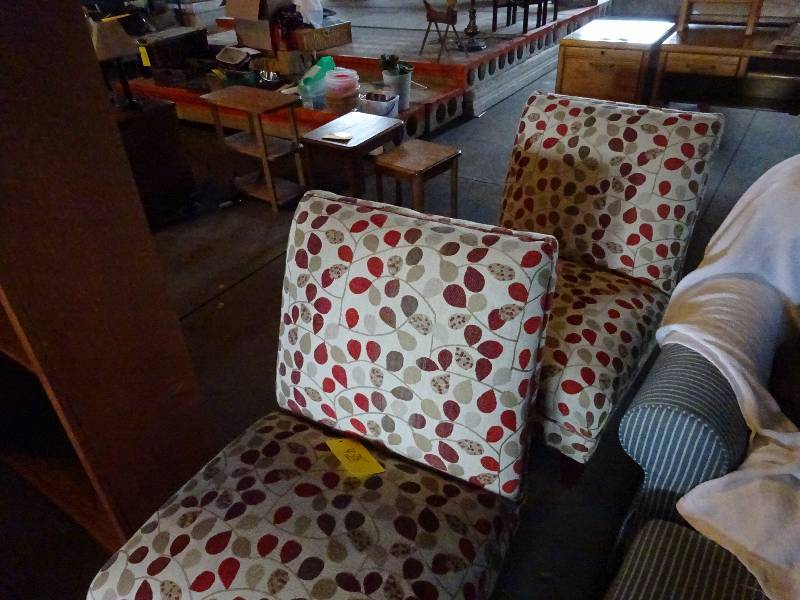lot 438 image: Pair print Chairs