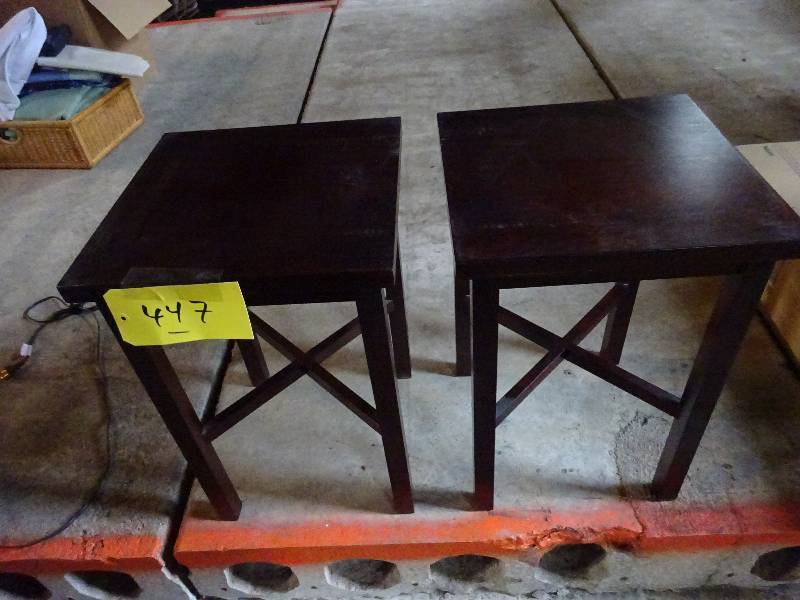 lot 447 image: Pair Dark Side Tables