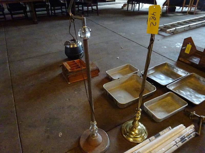 lot 482 image: Floor Lamps