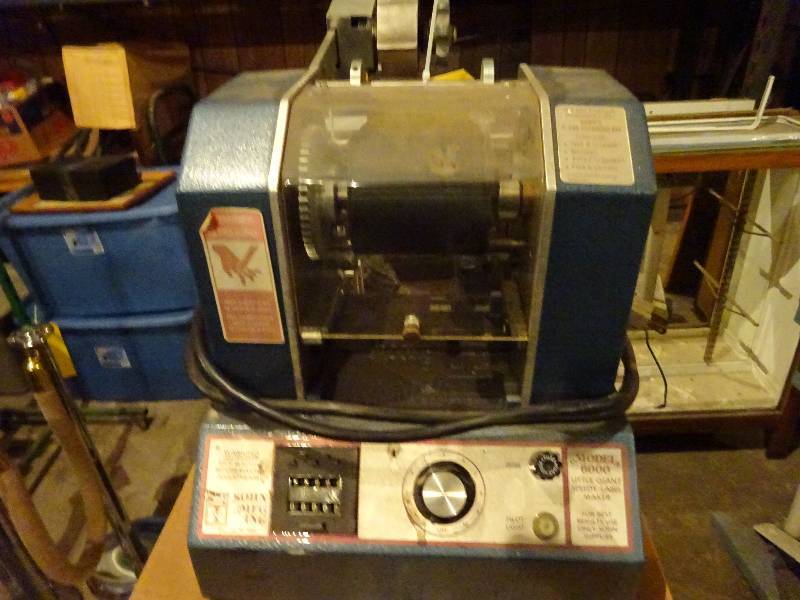 lot 492 image: Label Maker