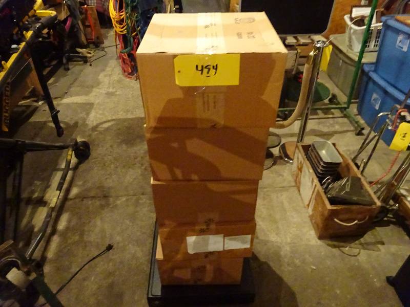 lot 494 image: 5 Round Fluorescents